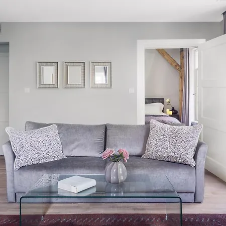Willa Deco By Oneapartments-3